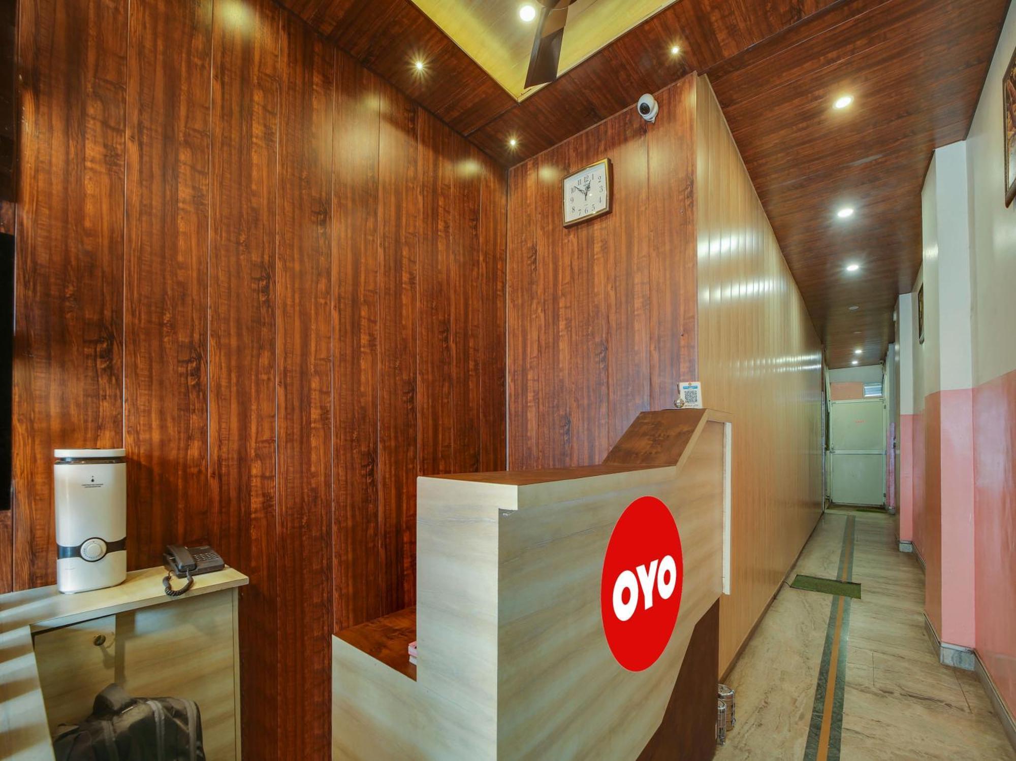Hotel O Jagdamba Hotel Bhopal Buitenkant foto